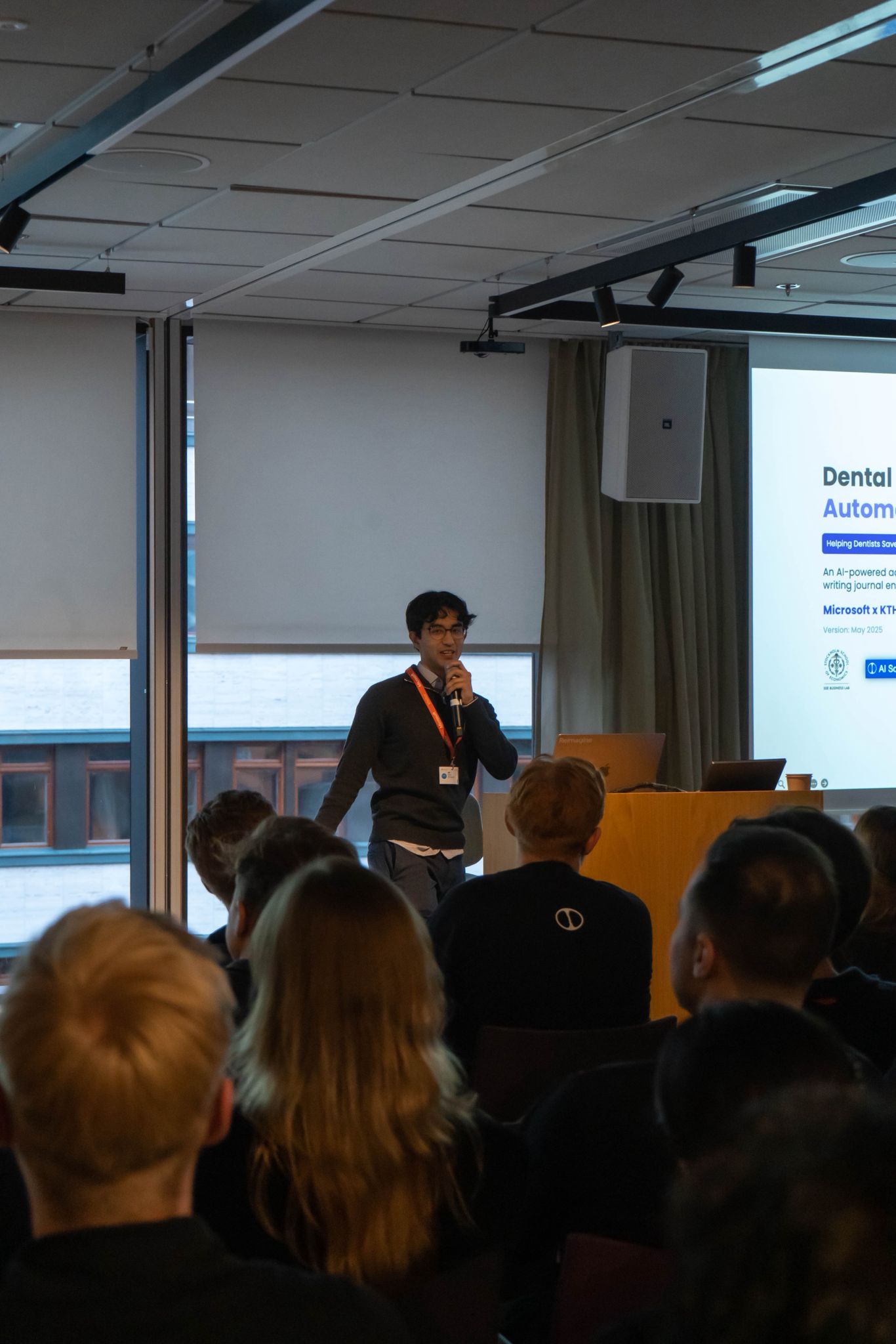 Dentio vinner SSE Business Lab x Microsoft x KTH AI Society Hackathon